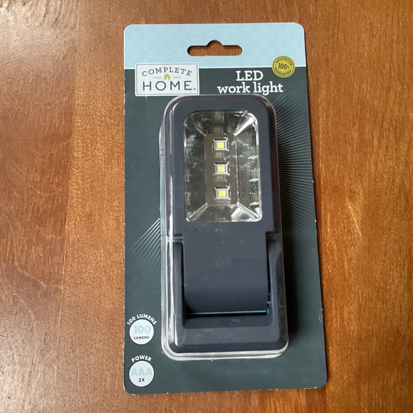 Complete Home LED Work Light New Sealed - Picture 5 of 10